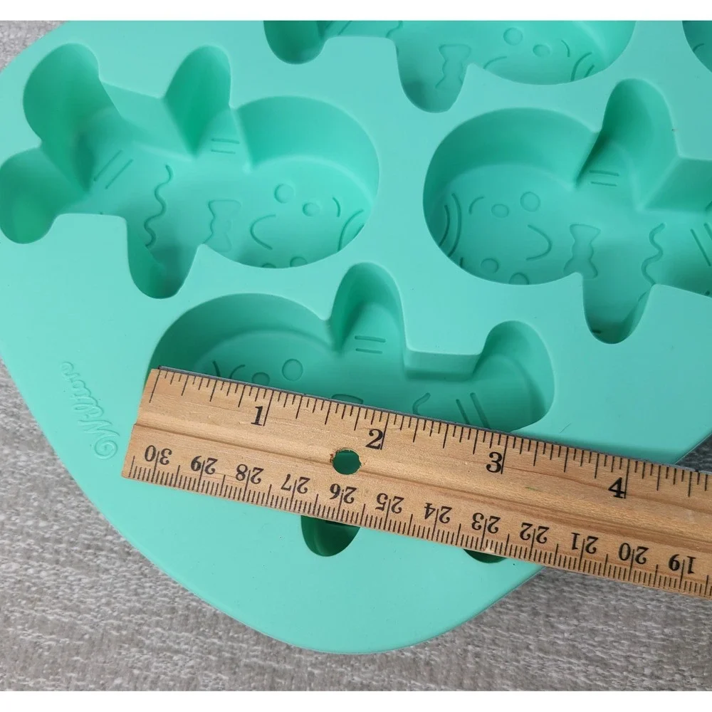 Wilton Place & Time Gingerbread Man Silicone Mold Set 2 Mint Green 6 Cavity New
